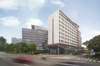 Aloft Guangzhou University Park Hotels near Guangdong University of Technology Library