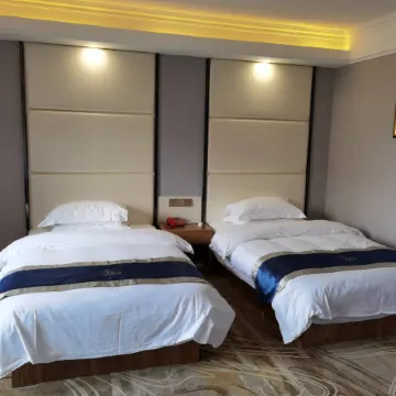 LiXin FengShang hotel Отели в г. Чалин