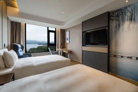 Atour Hotel Qiandao Lake Central Lake District