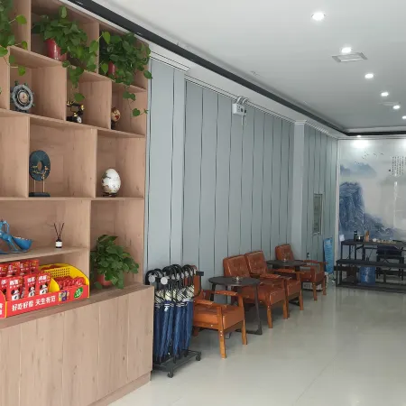 Yucheng Lido Hotel