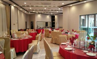 Yilong Xicheng International Hotel (Yangliuwan Branch)