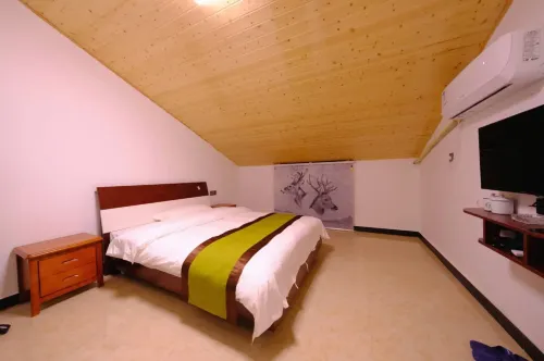 Xi County Yueke Express Hotel (Renmin Hospital)