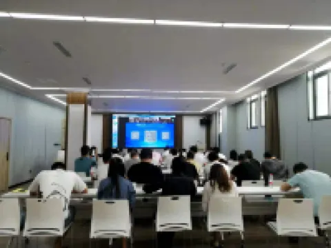 商洛山水時代飯店（北客站商洛學院店）