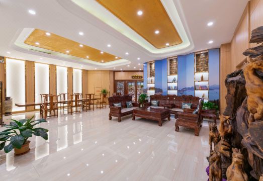 뉴 에라 그랜드 호텔 전망