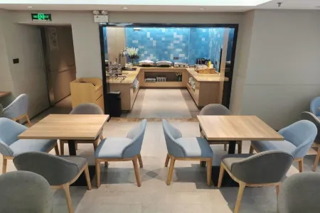 Homeinn (Nantong Renmin West Road Stadium) Отели рядом со станцией Haimen Railway Station