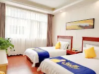 Starlight Hotel(Jinggangshan Railway Station Store) - 2-Star