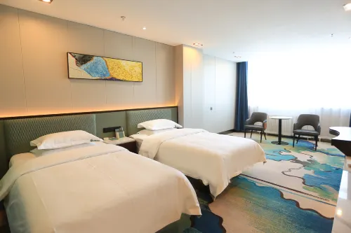 Feiman Select Hotel (Chifeng High-speed Railway Station)