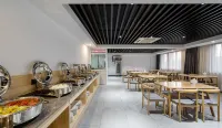 Asia-American Hotel (Dabuhe Light Rail Station)