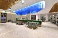 Haixi Prefecture Sky Mirror Vista Hotel (Da Qaidam Feicui Pedestrian Street) Hotels in Haixi