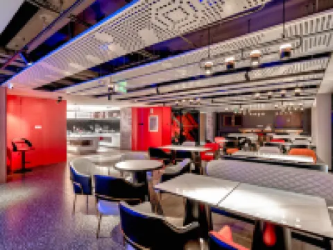 Ibisホテル（ハルビン市中央路空港バス停） ハルビンのホテル