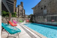 Boutique Hôtel Entraigues - Swimmingpools