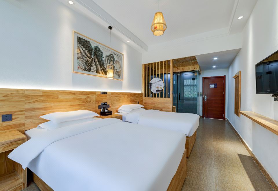 Floral Hotel 외관