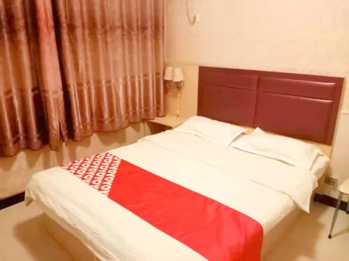 Junhao Hotel (Zhengding Zhongxue)