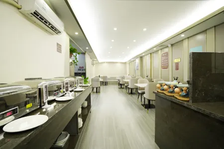 China World Smart Hotel Отели рядом со станцией Yiwu Railway Station