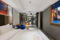 Menory Graceful Hotel (Dinosaur Park, Changzhou Olympic Sports Center)