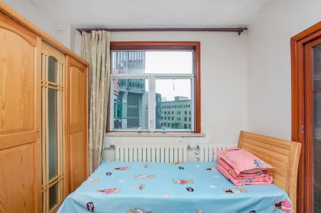 Qingdao Little Times Youth Hostel May4th Square Store