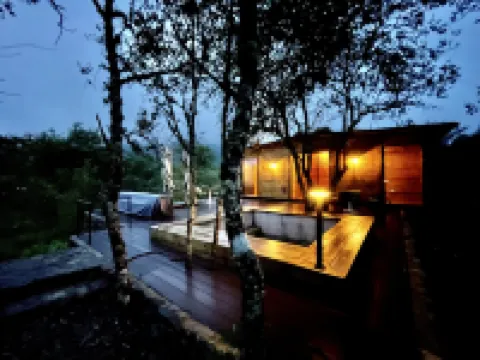 INNSKAGO MENGHUOCHENG AUTO CAMP