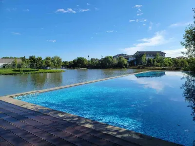 Xunyin Hot Spring Hotel