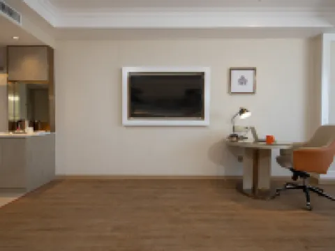 維也納酒店（五原摩爾城店） 五原酒店