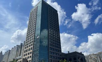 Qingteng Yisu Hotel (Beilun Yintai Chengzhonghe Road Subway Station Store)