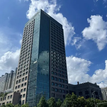 Qingteng Yisu Hotel (Beilun Yintai Chengzhonghe Road Subway Station Store)
