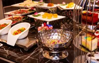 Homeinn Ruibo Cloud Hotel (Hami Railway Station Chuntianli Community Branch) - breakfast