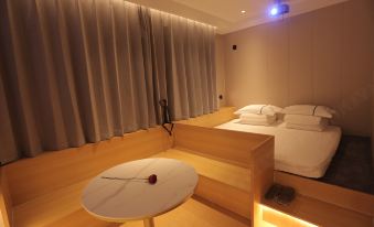 Atour Smart Hotel (Hangjin Houqi Branch)