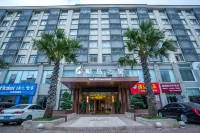 Coconut Island Star Hotel (Coconut Sea Avenue Meilan Airport) Hotels near Shuangyong Park