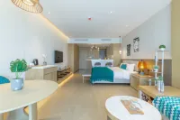 Central Coast Sea View Hotel