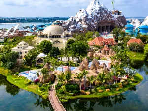 Ocean FlowerIsland Springs Resort Villa Hote