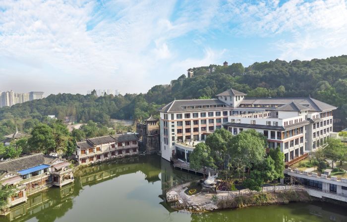 Howard Johnson Yilin Hotel
