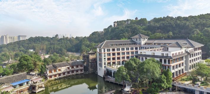 Howard Johnson Yilin Hotel Hotels in Guang'an