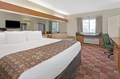 Microtel Inn & Suites by Wyndham Denver Airport