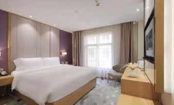 Suitetrails - Lavande Hotel (Zhuhai Gongbei Port Plaza Light Rail Terminal Store)