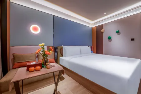 Orange Hotel （Xi'an Jiaotong University Xingqinggong Metro Station）