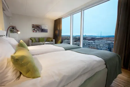 Scandic Opalen Отели рядом с достопримечательностью «Skansen Kronan»