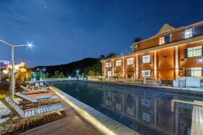 Qingyuan Irritable Rock Resort Hotel