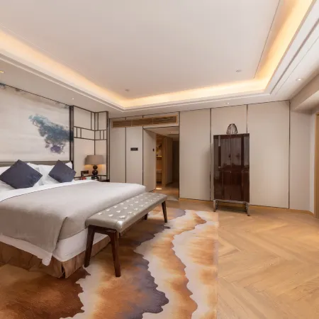 Zhuhai Longzhuda International Hotel (Gongbei Port Railway Station Branch) Отели рядом с достопримечательностью «Пограничный переход Gongbei»