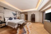 Zhuhai Longzhuda International Hotel (Gongbei Port Railway Station Branch)