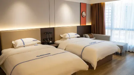 Xingmai Fashion Hotel (Bobai Bus Terminal Mei'aosi Branch) Отели в г. Bobai