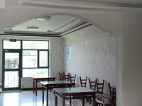 Nalati Tea Xianglishe Inn Hotels in Xinyuan