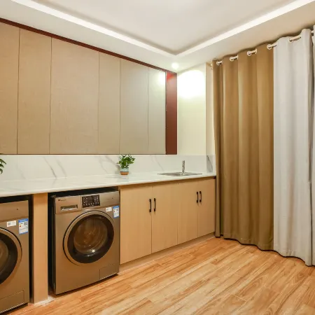 Kester Business Hotel