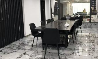 Jinhong garden hotel