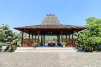 Balkondes Duta Menoreh Hotels in Samigaluh