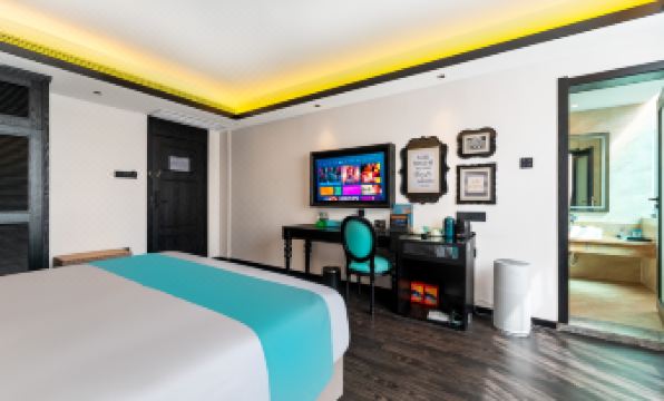 Xi'an Hotel (Shangrao City Guangxin District Administrative Service Center Wuyue Plaza)