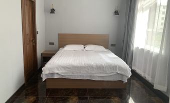 Fuyuan East Cinema Hotel