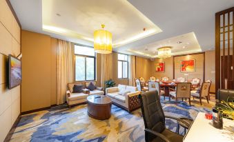 Xingyi Zhaozhuang Resort Hotel