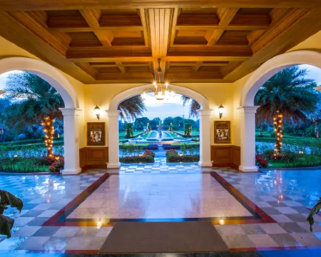 โรงแรม และ รีสอร์ท ชาโต เดอ เขาใหญ่ โรงแรมในปากช่อง