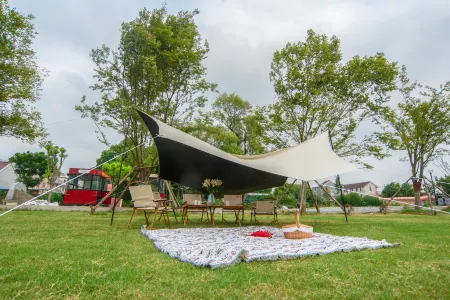 Building Manor Отели рядом с достопримечательностью «Xisha Wetland»