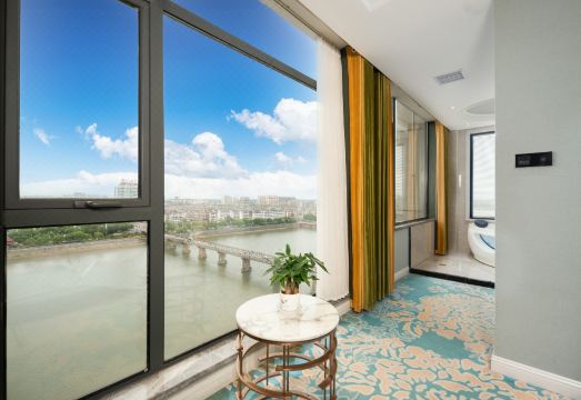 BJ Garden Hotel Overview